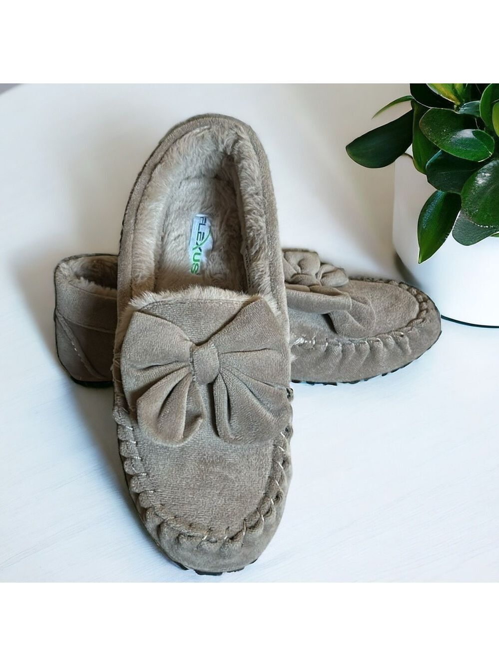 Flexus Bellina Slippers Tan Faux Suede with Plush Faux Fur Lining Size 10